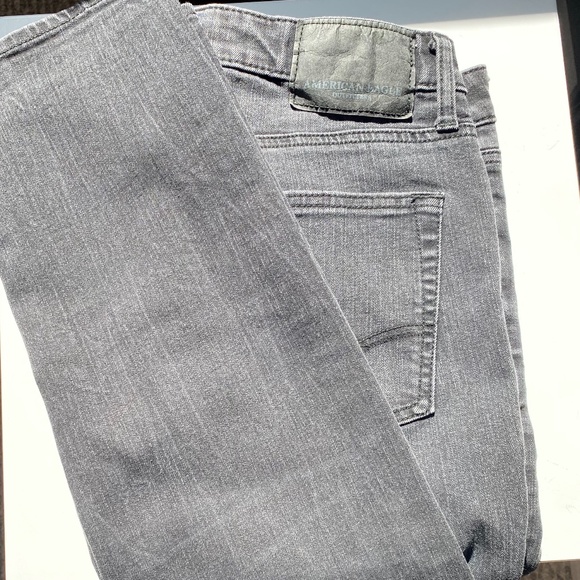 American Eagle Black Denim Jeans - Picture 2 of 5
